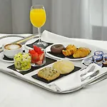 ホテル Doubletree By Hilton 4*