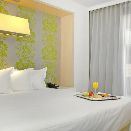 Ξενοδοχείο Doubletree By Hilton