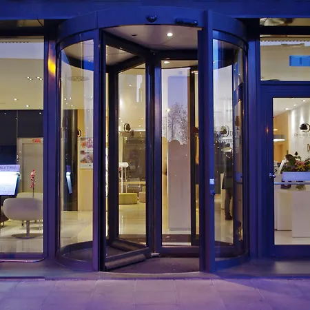 Doubletree By Hilton