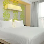 Hotell Doubletree By Hilton