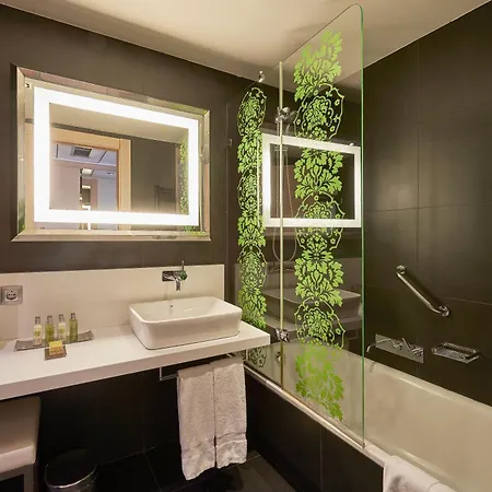 Hotel Doubletree By Hilton