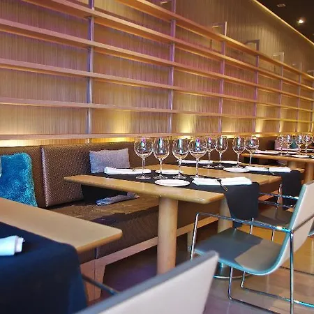 Doubletree By Hilton Отель