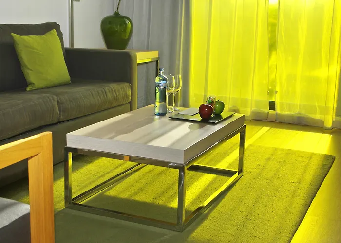 Doubletree By Hilton מלון ז'ירונה