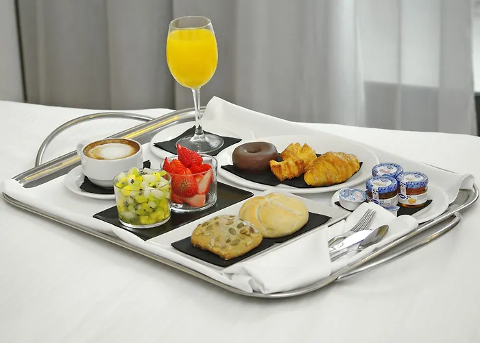 Готель Doubletree By Hilton 4*