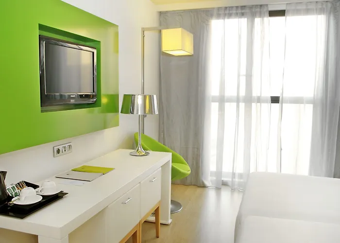 Doubletree By Hilton Готель 4*