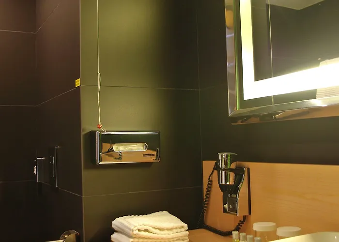 מלון Doubletree By Hilton