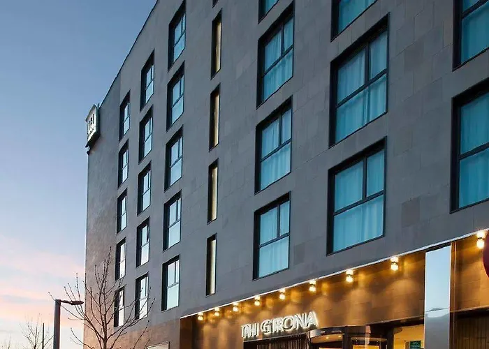 מלון Doubletree By Hilton ז'ירונה