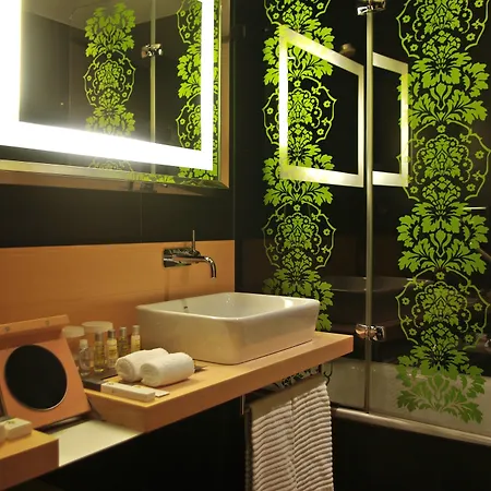 Doubletree By Hilton