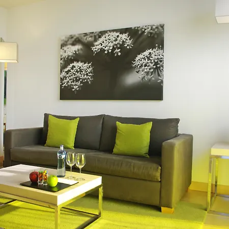 Doubletree By Hilton Hotell 4*