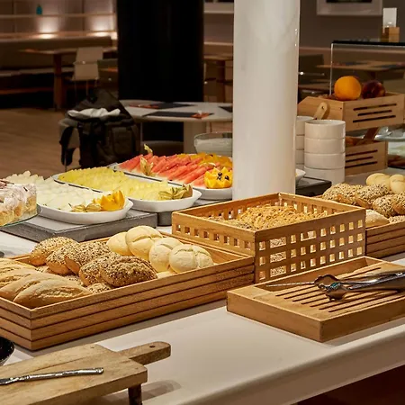 호텔 Doubletree By Hilton 4*