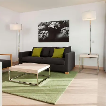 Hotell Doubletree By Hilton Girona