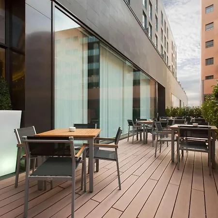 Doubletree By Hilton Hotell