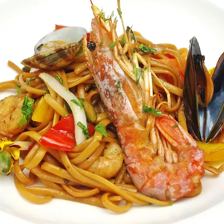 Hotell Doubletree By Hilton Girona