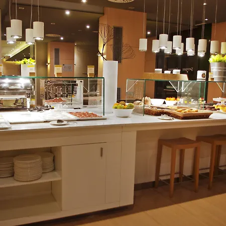 Doubletree By Hilton Hotell Girona